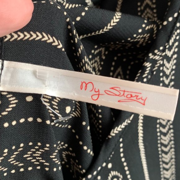 My Story Black & Cream Cold Shoulder Long Sleeve Blouse - Picture 3 of 9